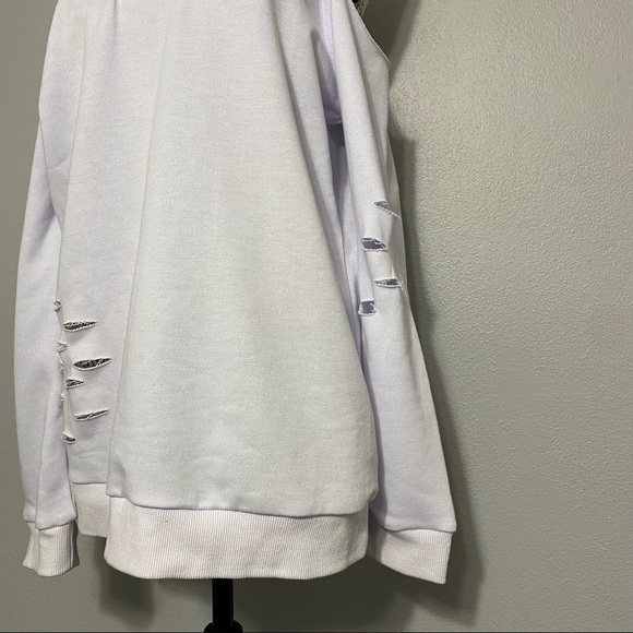 Cezele Collection Womens Cold Shoulder Long Sleeve Distressed Sweatshirt - Picture 2 of 6